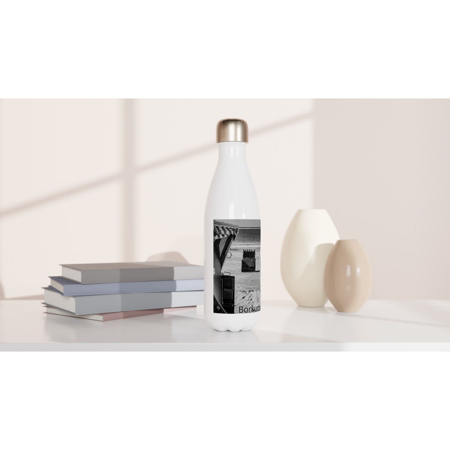Weiße Edelstahlflasche mit Borkum Motiv